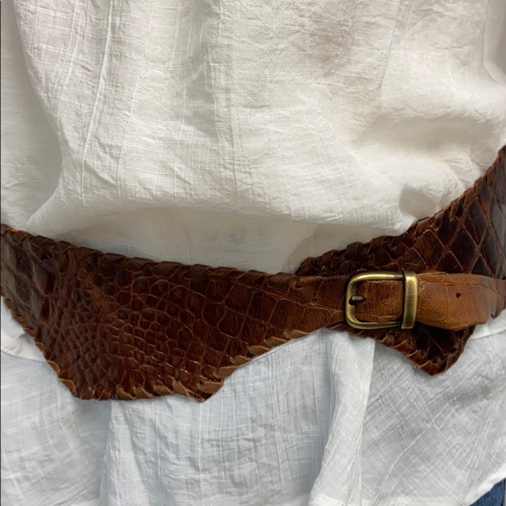 Belt - Picture 2 of 7